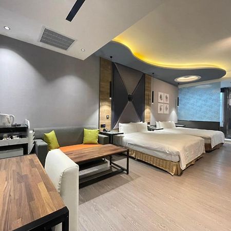 Minimalist Fashion Motel Taoyuan Bagian luar foto