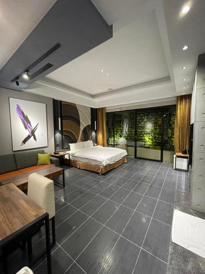 Minimalist Fashion Motel Taoyuan Bagian luar foto