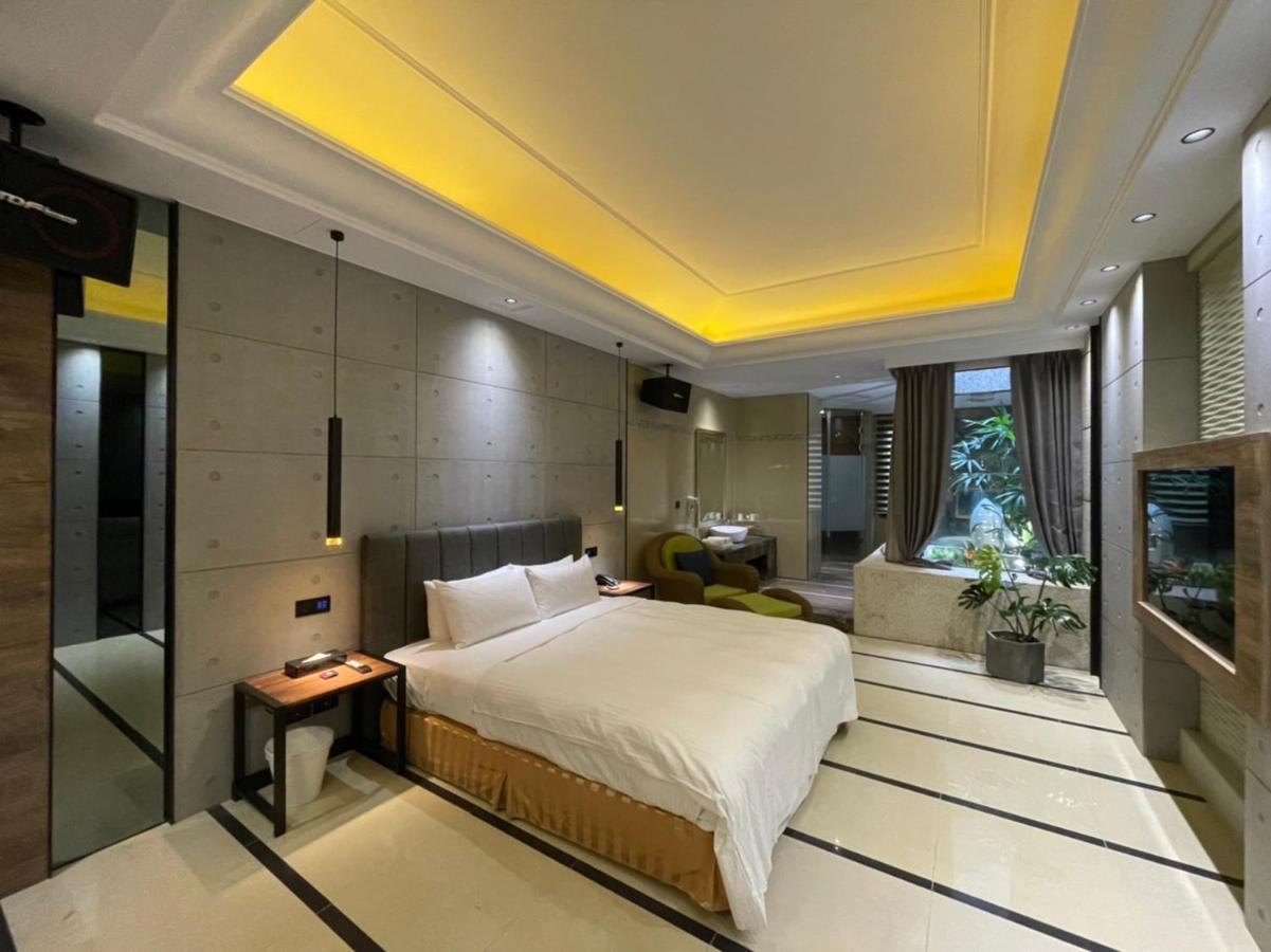 Minimalist Fashion Motel Taoyuan Bagian luar foto