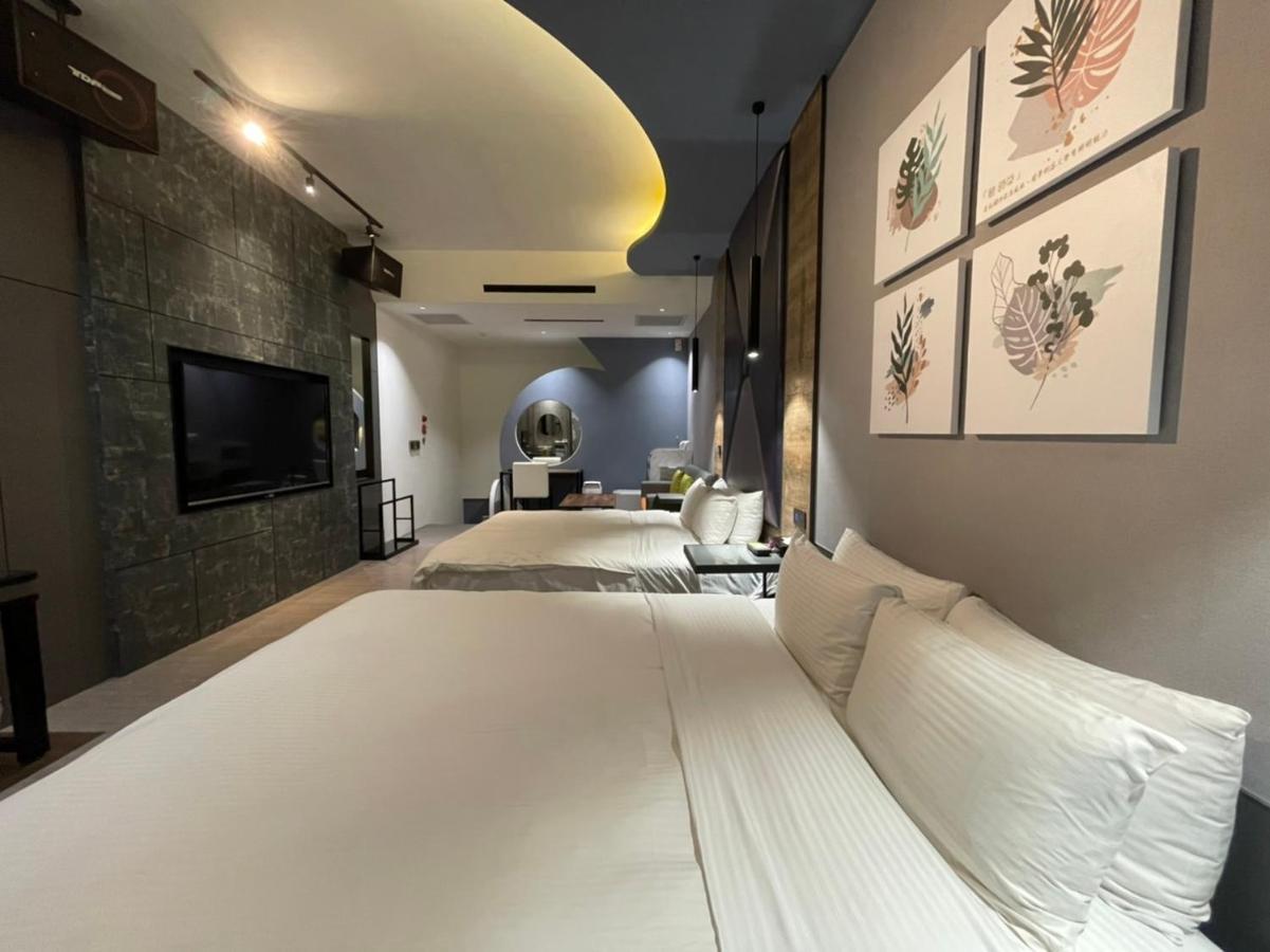 Minimalist Fashion Motel Taoyuan Bagian luar foto