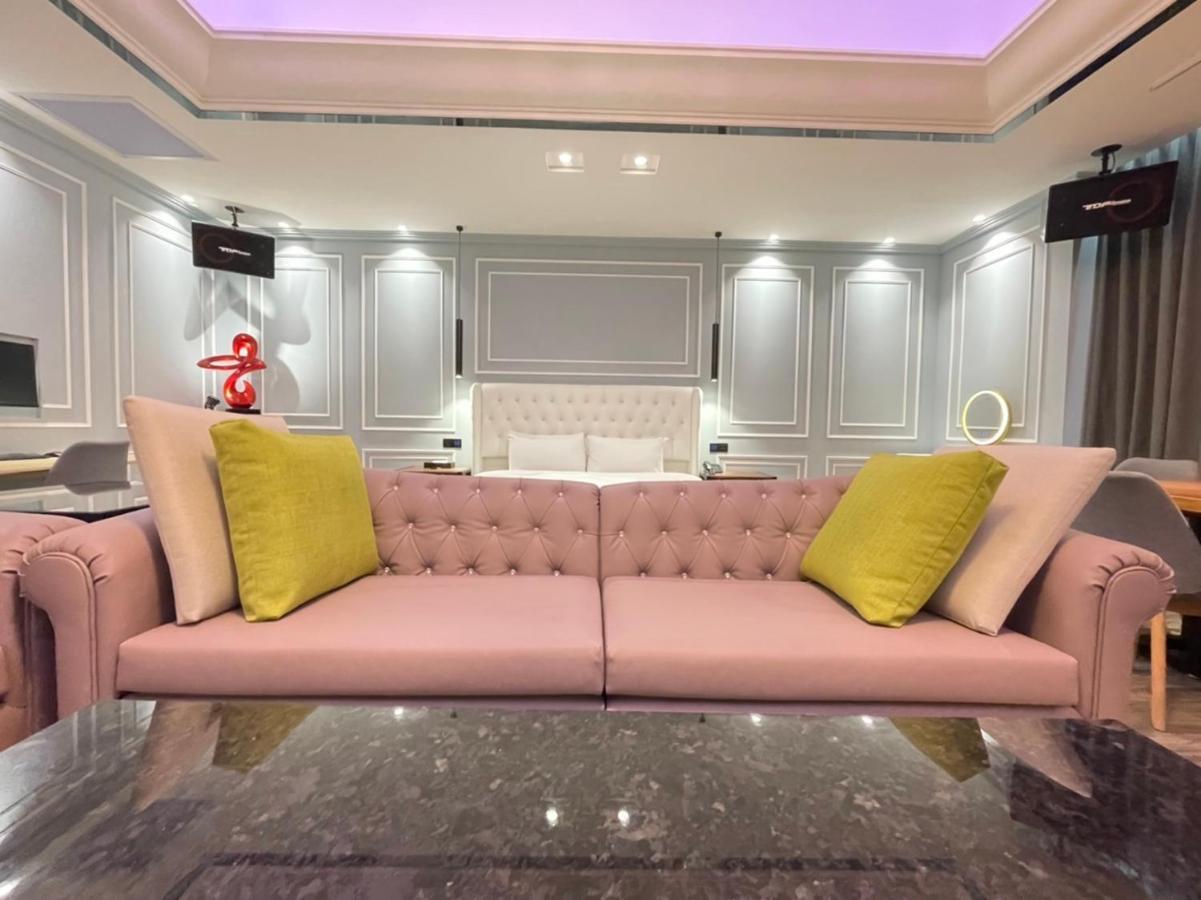Minimalist Fashion Motel Taoyuan Bagian luar foto